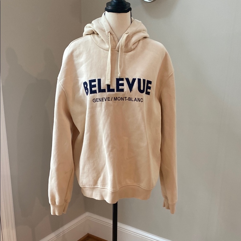 MNG Mango Bellevue monte Blanc hooded sweatshirt cream medium  boxy